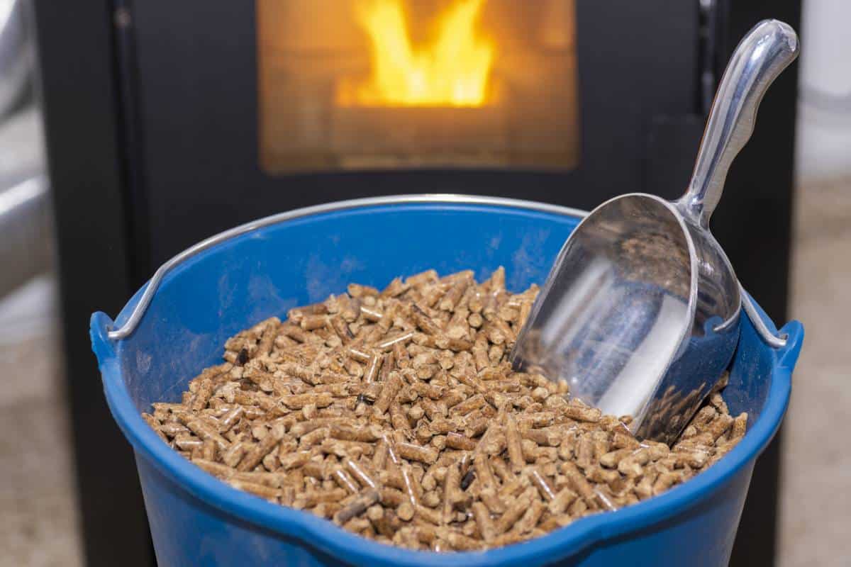 poêle à pellets pour réchauffer la maison